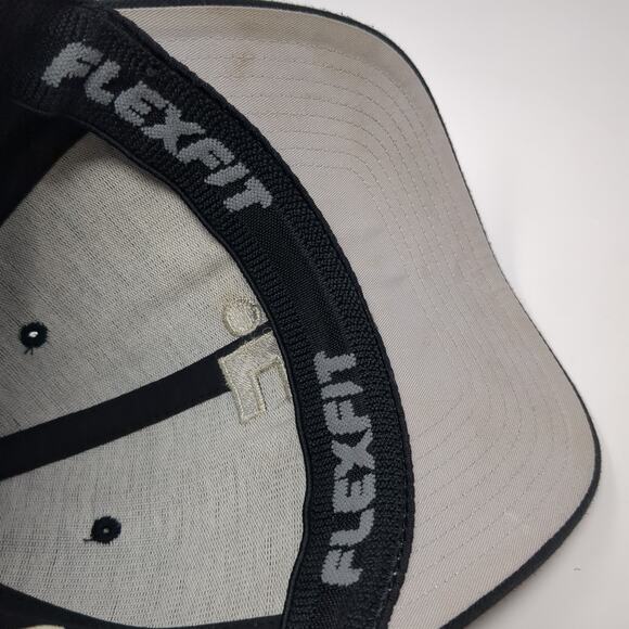 In Capital Fitted Baseball Cap Black XL Embroidered Lightweight Flexfit Yupoong - Picture 8 of 9